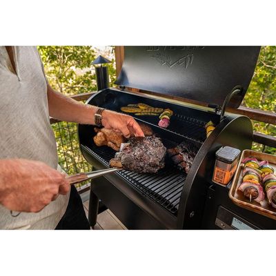 Traeger Pro 780 Pellet Grill Black