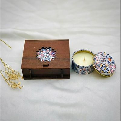 Scented Candle In Wood Crafted Box - Jasmine Haven - Small