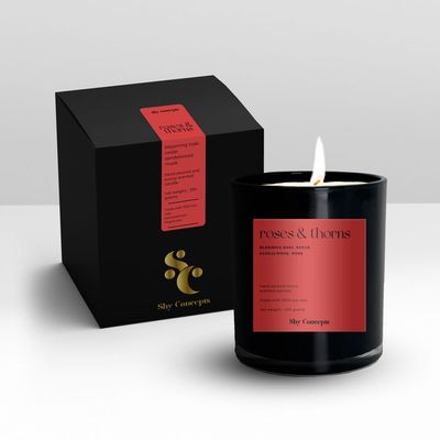 Roses & Thorns- Luxury Scented Candle (BLACK)