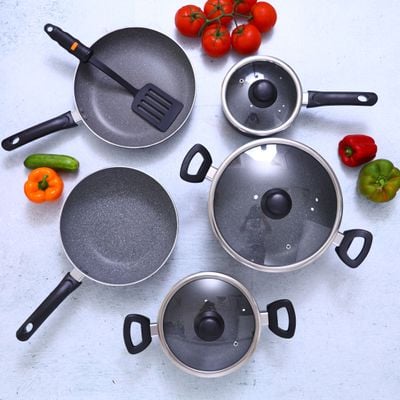 Delcasa 9-Piece Aluminium Non-Stick Coating Durable Design Non-Slip Ergonomic Handle Kitchen Cookware Set Includes 1x Casserole With Lid 26x11 cm, 1x Casserole With Lid 20x9 cm, 1x Frypan, 1x Wokpan, 1x Sauce Pan With Lid, 1x Nylon Turner