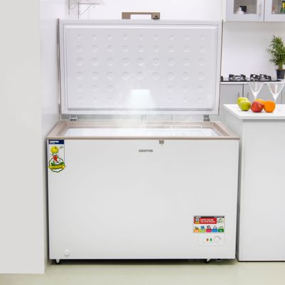 Geepas Chest Freezer, Freestanding Chest Freezer | 350L Deep Freezer with Adjustable Thermostat | 2pc Food Basket Included | LED Light | Comes with Lock & Key 350 L GCF3506WAH White