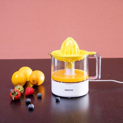 Geepas Portable Citrus Juicer Set Non Slip Feet Transparent Lid Plastic Body Effortless Juicer with 2 Cones Bi-Direction Twist for Quick Nutritious Juices 1 L 25 W GCJ9900 Yellow/White