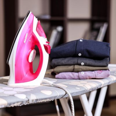 Geepas Steam Iron- Non-Stick Coating Plate 1300W & Adjustable Thermostat Control | 210ML Water Tank & Steam Shot for Crease Free Clothes | 2 Years Warranty 1300.0 W GSI7808 Pink