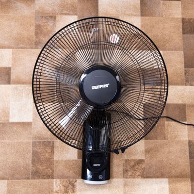 Geepas 16 Inch Wall Fan With Remote Control,3 Speed Options, 5 Pcs AS Blade, 12 Hours Timer Wide Oscillation and Oveheat Protection Durable Metal Grill 60 W GF9479N Black