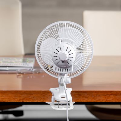 2-in-1 Desk Fan with Oscillation, Plastic Clip Fan with 3 Blades and Safety Grill/ GF9626NV White