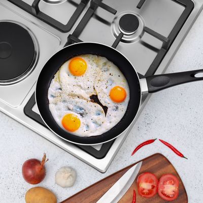 Geepas Stainless Steel Built-In Gas & Electric Hot Plate Hob 3 Burners & 1 Hot Plate Automatic Ignition System  LPG Gas Type 2800pa  Metal Knob  Cast Iron Pan Support GGC31034 Silver/Black