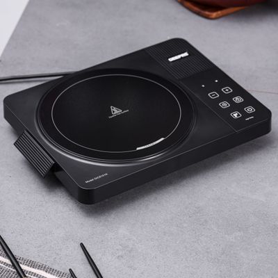 Geepas Digital Infrared Cooker Infrared Burner-GIC6101, With 10 Level Adjustable Temperature, Single Cooking Hob With Button Control, Multi Functions Include Hot Pot, Fry, Stir Fry, BBQ, Soup, Water, Warm 2000 W GIC6101K Black