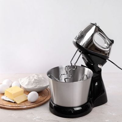 Geepas 2.5L Stand Mixer - Stainless Steel Mixing Durable Bowl for Bread & Dough | 5 Speed Control, Eject Button, Turbo Function, Copper Engine, 2.5 L 200 W GHM5461 Silver/Black