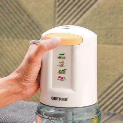 Geepas Mini Food Processor, Chopper| 4 Bi-Level Stainless Steel Blades| Perfect for Salads, Salsa, Pesto, Curry Pastes| Powerful Copper Motor 0.5 L 500 W GMC42012N White