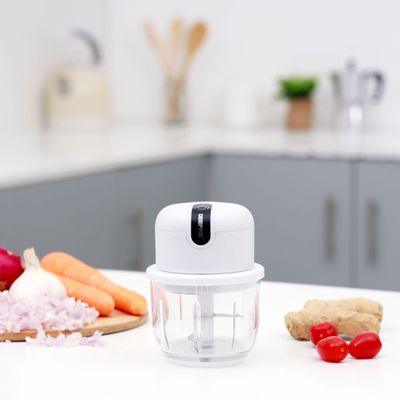 Geepas Wireless Mini Food Chopper - Portable Food Cutter Mincer for Dicing, Ginger, Chili, Fruits, Onions, Vegetable | Stainless Steel Blades, LED Indication,USB Rechargeable And Portable 300 ML | 2 Years Warranty 300 ml 30 W GMC42022 White/Clear