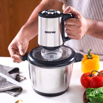 Geepas Multi Chopper With Stainless Steel Bowl 3 L 500 W GMC42025 Black/Silver