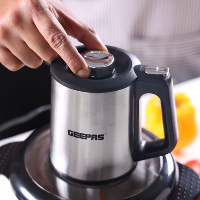 Geepas Multi Chopper With Stainless Steel Bowl 3 L 500 W GMC42025 Black/Silver