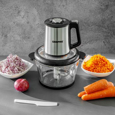 Geepas Multi Chopper, Compact Multi Chopper, 3 Speed Levels and Double Blade Assembly| Suitable for Chopping Vegetables, Fruits, Meat| Stainless Steel Blade Set for Fast and Effective Chopping 500 W GMC42026 Silver & black