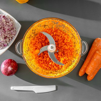 Geepas Multi Chopper, Compact Multi Chopper, 3 Speed Levels and Double Blade Assembly| Suitable for Chopping Vegetables, Fruits, Meat| Stainless Steel Blade Set for Fast and Effective Chopping 500 W GMC42026 Silver & black