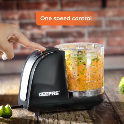 Geepas Geepas Multi Chopper With Stainless Steel Blade, 100W Powerful Copper Motor, 350ML Chopper Bowl, One Speed Control, High Power DC Motor, Mincing Function, Coarse, Easy To Clean, Chop To Fine Mince 350 ml 100 W GMC42028 Black