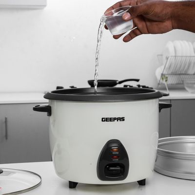 Geepas Electric Rice Cooker  -Cook/Warm/Steam, High-Temperature Protection - Make Rice & Steam Healthy Food & Vegetables, Tempered Glass Lid, Non Stick Inner Pot | 2 Year Warranty 2.2 L 900 W GRC4326 White/Black/Clear