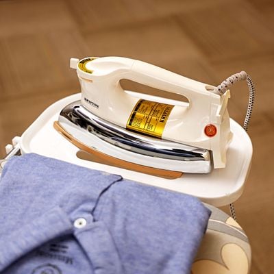 1200W Dry Iron Krypton KNDI6032