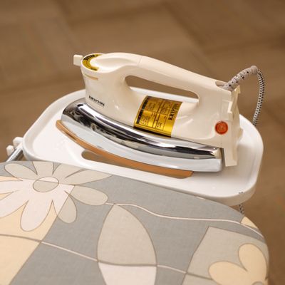 1200W Dry Iron Krypton KNDI6032