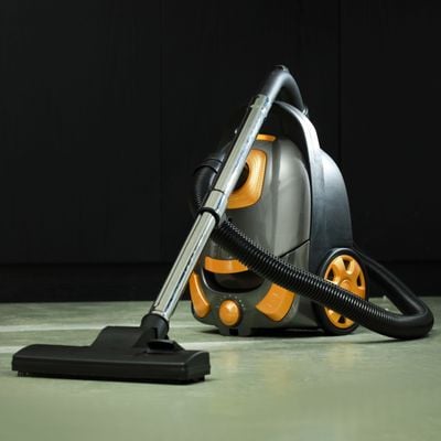 Vacuum Cleaner, 3L Capacity, Dust Full Indicator, KNVC6296 | Speed Control Function | Pedal On/Off Switch | Automatic Card Rewinder | Cloth Dust Bag | Metal Telescopic Tube