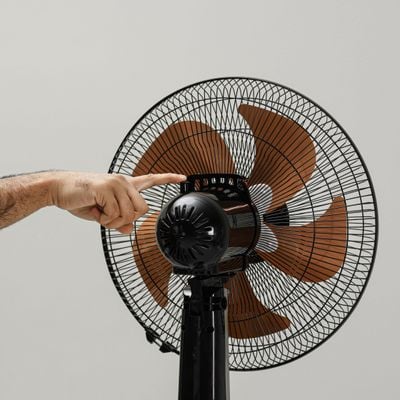 Krypton 16" Stand Fan- KNF6558/ Pedestal Fans with 5 Leaf Metal Blades for Strong Wind and 3-Speed Levels, 60 min Timer, Adjustable Height/ High Performance Motor, Ideal for Home, Office, Garage, Apartment/ 2 Years Warranty, Black and golden 