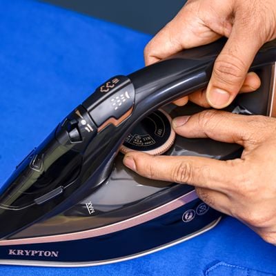 Krypton Ceramic Steam Iron- KNSI6557/ Cord and Cordless Use, Dry Steam Ironing Box with Ceramic Soleplate/ Compact and Handy Design with Multiple Functions/ 300 ml Water Tank, Suitable for All Kinds of Fabric, 2200 W Power/ 2 Years Warranty, Black 