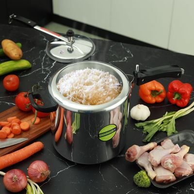 Royalford Aluminium Inner Lid Pressure Cooker, 7 L, RF10014 | Extra Gasket & Safety Valve | Durable Cooker with Comfortable Handles | Ideal for Steaming, Cooking