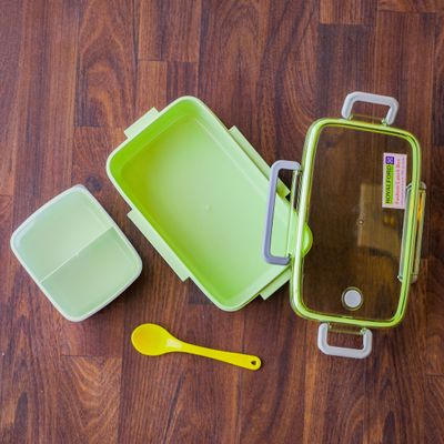 Royalford 950ML Lunch Box with Cutlery- Plasticware- RF11125| Rectangular Box with Transparent Lid and Compartments| Plastic Tiffin for Kids and Adults for Schools and Offices| Sturdy Locks, Leak-Proof, High Heat-Retaining Efficiency| Freezer and Dishwasher Safe| Non-Toxic, Tasteless and Durable