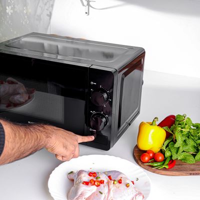 Electric Microwave Oven, 5 Multiple Power Levels with Easy Controls and Cooking End Signal, Perfect for Reheating, Defrosting, Cooking 20 L 1150 W OMMO2343W Black