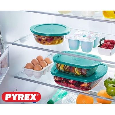 Pyrex Cook&Store 400ml Rectangular Roaster with Lid for Versatile Cooking and Storing