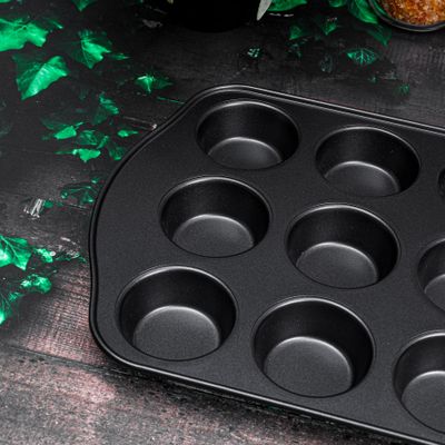 Royalford RF7042 Muffin Pan, 41.3x26.5x3 CM | Crusty Bake Baking Tray/Mince Pie Tin, 12 Holes, Silver, 12 Cup Muffin Pan, Non-Stick Baking Tray, Cupcake Baking Tin