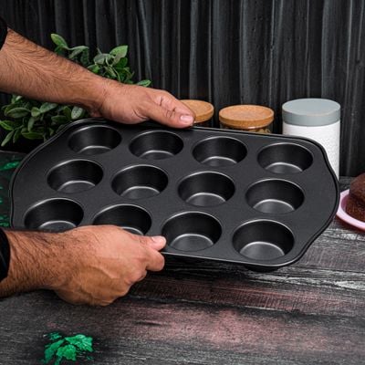 Royalford RF7042 Muffin Pan, 41.3x26.5x3 CM | Crusty Bake Baking Tray/Mince Pie Tin, 12 Holes, Silver, 12 Cup Muffin Pan, Non-Stick Baking Tray, Cupcake Baking Tin