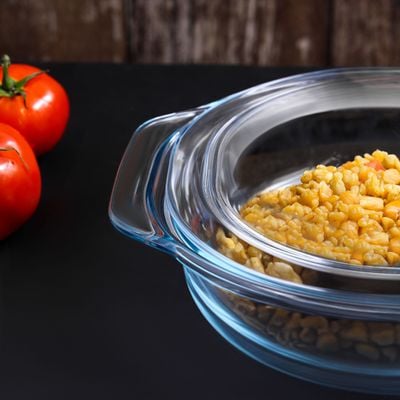 Royalford 3 L Glass Baking Dish with Lid-RF12195/ Oval Tray Perfect for Baking and Serving/ Casserole with Easy Grab Handles and Knob/ Oven, Dishwasher and Freezer Safe, Perfect for Making Sweet and Savory Dishes