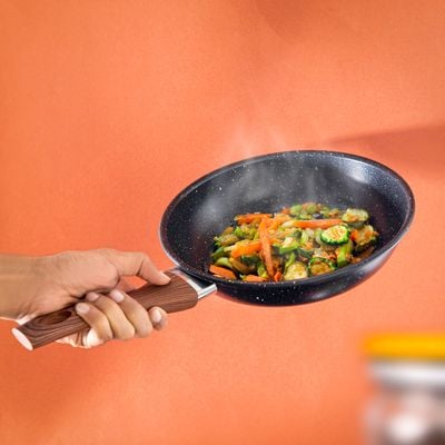 Royalford 2 Piece Frypan Set- RF12598/ 22 cm and 26 cm, Strong Carbon Steel Body with Nonstick Marble Coating and Heat Resistant Handle/ Compatible with Hot Plate, Halogen, Ceramic and Gas Stovetops/ Perfect for Frying, Sauting, Tempering/ Black 