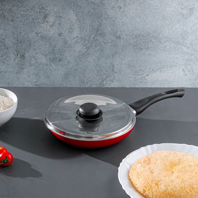 Royalford 20 cm Aluminum Nonstick Frypan with Stainless Steel Lid- RF12518/ Strong Body with 3 Layer Coating and Heat Resistant Bakelite Handle/ Not Compatible with Induction Stovetops/ Perfect for Frying, Sauting, Tempering/ Red