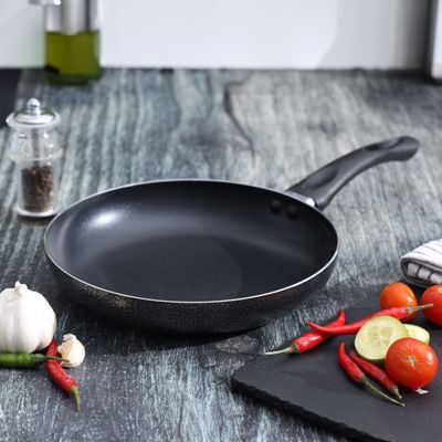 Royalford 20 CM Aluminum Fry Pan- RF11974| With Tempered Glass Lid, Strong Aluminum Body With Non-Stick Coating And Bakelite Handle| Compatible With Hot Plate, Halogen, Ceramic And Gas Stovetops| Perfect For Frying, Sauting, Tempering| Black