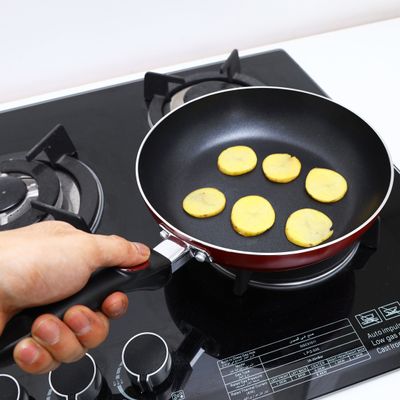 Royalford RF2955 Non-stick 22 cm Fry Pan with Induction Base & Cool Touch Bakelite Handle