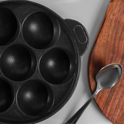 Royalford Unniyappam Maker with 7 Pits and Non-Stick Coating, RF10142 | Premium Quality Aluminium Body | 3 Layer Durable Coating | Multipurpose Maker with Spatula & Scrubber