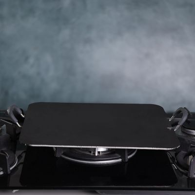Royalford 15"x13" Aluminum Flat Square Tawa- RF7462| Aluminum Tawa For Roti, Chapatti, Dosa| Non-Stick Tawa with Bakelite Handles| Multi-Purpose Tawa Compatible With Electric, Halogen, Ceramic Gas Types | PFOA Free and PTFE Free| Black