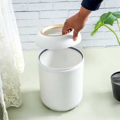 Royalford 9.5 L Plastic Dustbin- RF12251| Stylish and Durable Trash Can for Home, Office, Bathroom, School, Restaurant| Multi-Purpose Plastic Bin with Sturdy Construction| White and Golden