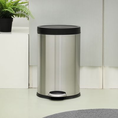 Royalford 8L Pedal Dustbin- RF12243| Pedal Bin for Waste Disposal, with Plastic Bag Fixer| Trash Can for Home, Office, Bathroom, School, Restaurant| Premium Quality Stainless steel Bin, Slow Closing Lid and Hands Free Opening| Silver