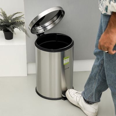 Royalford 20 liter Pedal Dustbin- RF12092/ Step On, Steel Pedals, Iron Handle, Plastic Base, for Waste Disposal, with Removable Inner bucket/ Trash Can for Home, Office, Bathroom, School, Restaurant/ Stainless Steel Bin, Slow Closing Lid and Hands Free Opening/ Silver