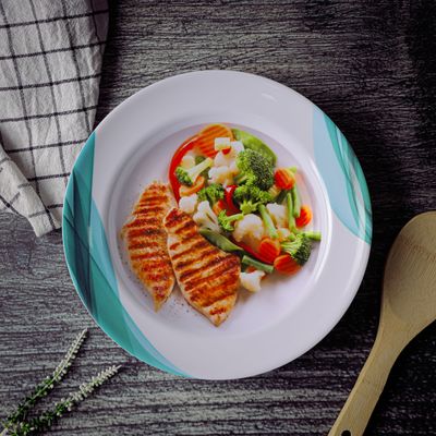 Royalford 9" Melamine Ware Super Rays Deep Plate - Pasta Plates | plate with playful Classic decoration, dishwasher safe | Ideal for Soup, Deserts, Ice Cream & More| Green