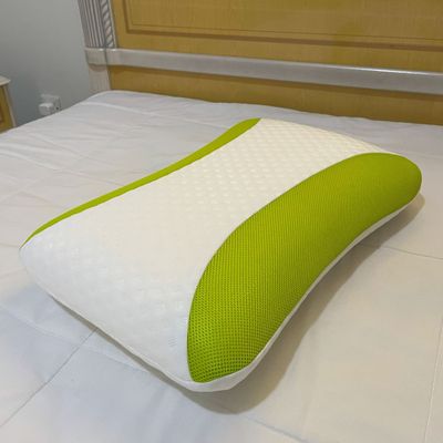 Aloe Vera Infused Memory Foam Pillow With Removable Cover - Hypoallergenic & Breathable- 60x40x12cm