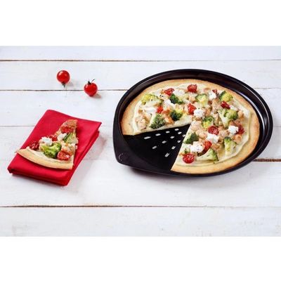 Pyrex Magic 30cm Pizza Pan - Heat-Resistant, Oven and Dishwasher Safe