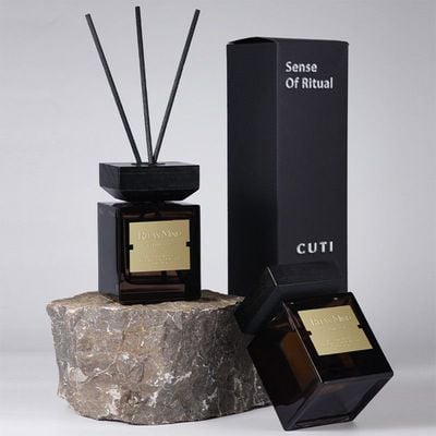 Aromatherapy Home Fragrance Diffuser - Oud Agarwood Long-Lasting Scent for Elegant Home Decoration