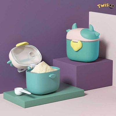 Twisoo Baby Formula Milk Powder Dispenser - Portable Container with Scoop - Airtight, BPA-Free, Spill-Proof, and Stackable Snack Storage for Travel, Home, and Outdoor Use (Green)