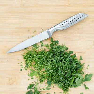 Premium 5-Inch Utility Knife. Comfortable And Pleasing Handle And Professional Stainless Steel With Long-Lasting Sharpness. - Silver