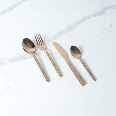 24-Piece Flatware Cutlery Set For 6 People. - Rose Gold