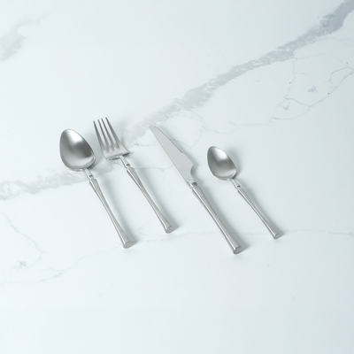 24-Piece Flatware Cutlery Set For 6 People. - Silver