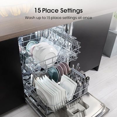 Hisense Dishwasher Stainless Steel, 8 Programs With 15 Place Settings, Three Baskets, Color Silver.